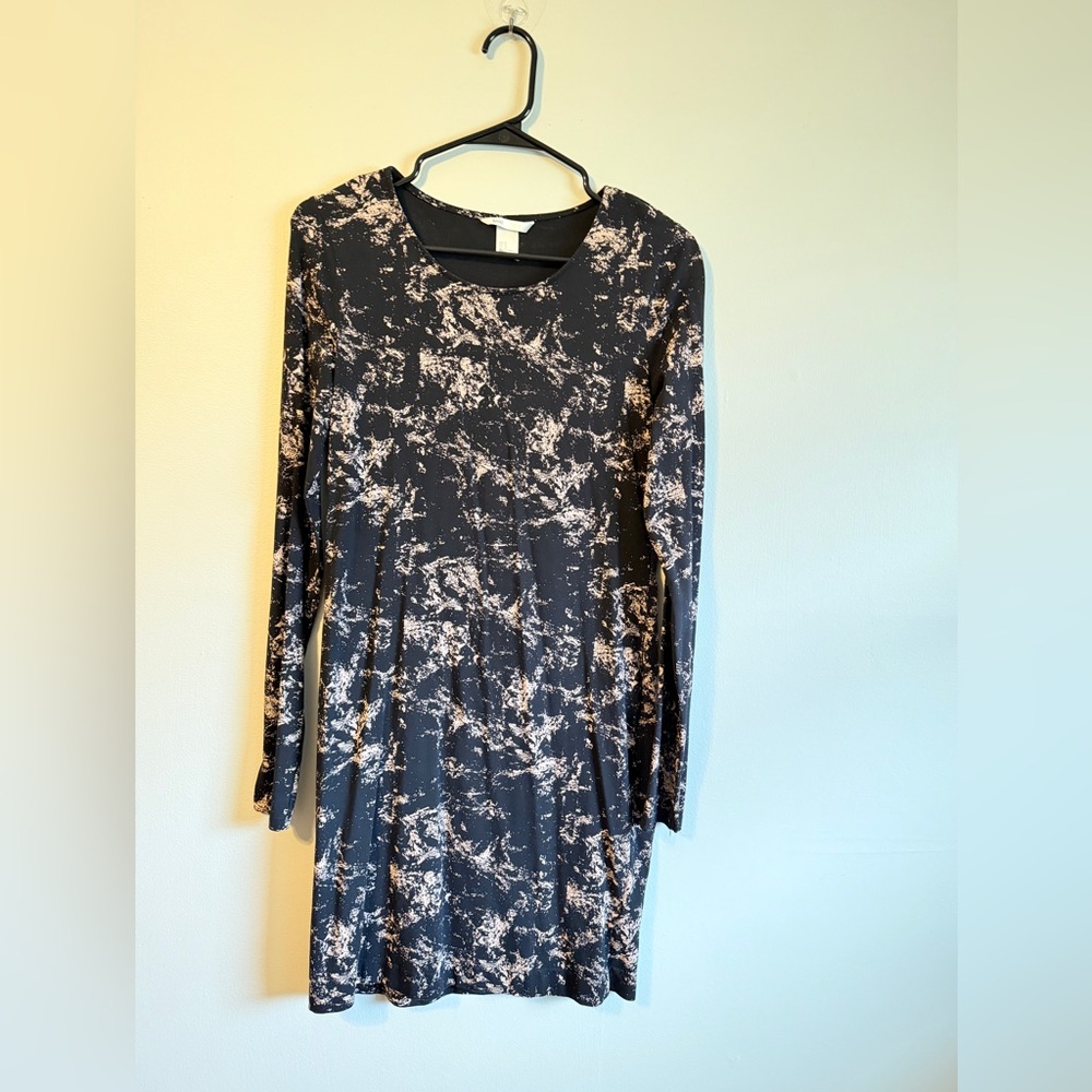 H&M Black and light pink Patterned Dress, Size M